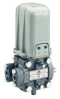 Pneumatic Differential Pressure Transmitter 500 series